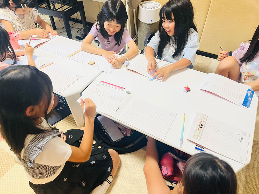 大野城市白木原のピアノ・エレクトーン教室「音楽教室 Le Lien（ルリアン）」グループレッスン