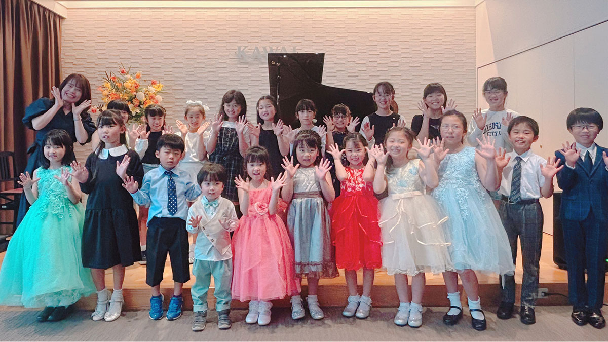 大野城市白木原のピアノ・エレクトーン教室「音楽教室 Le Lien（ルリアン）」ピアノ発表会の様子